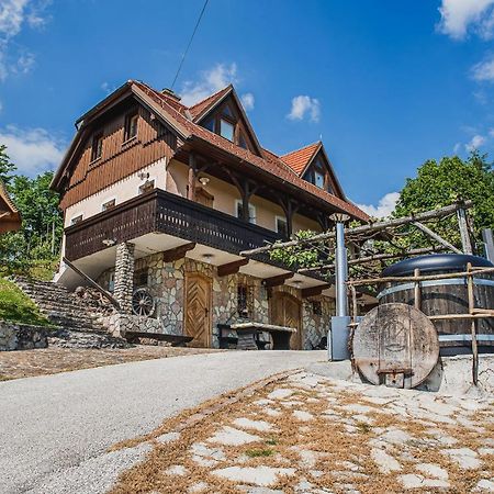 Authentic Countryside Villa With Hot Tub Veliki Kamen Esterno foto