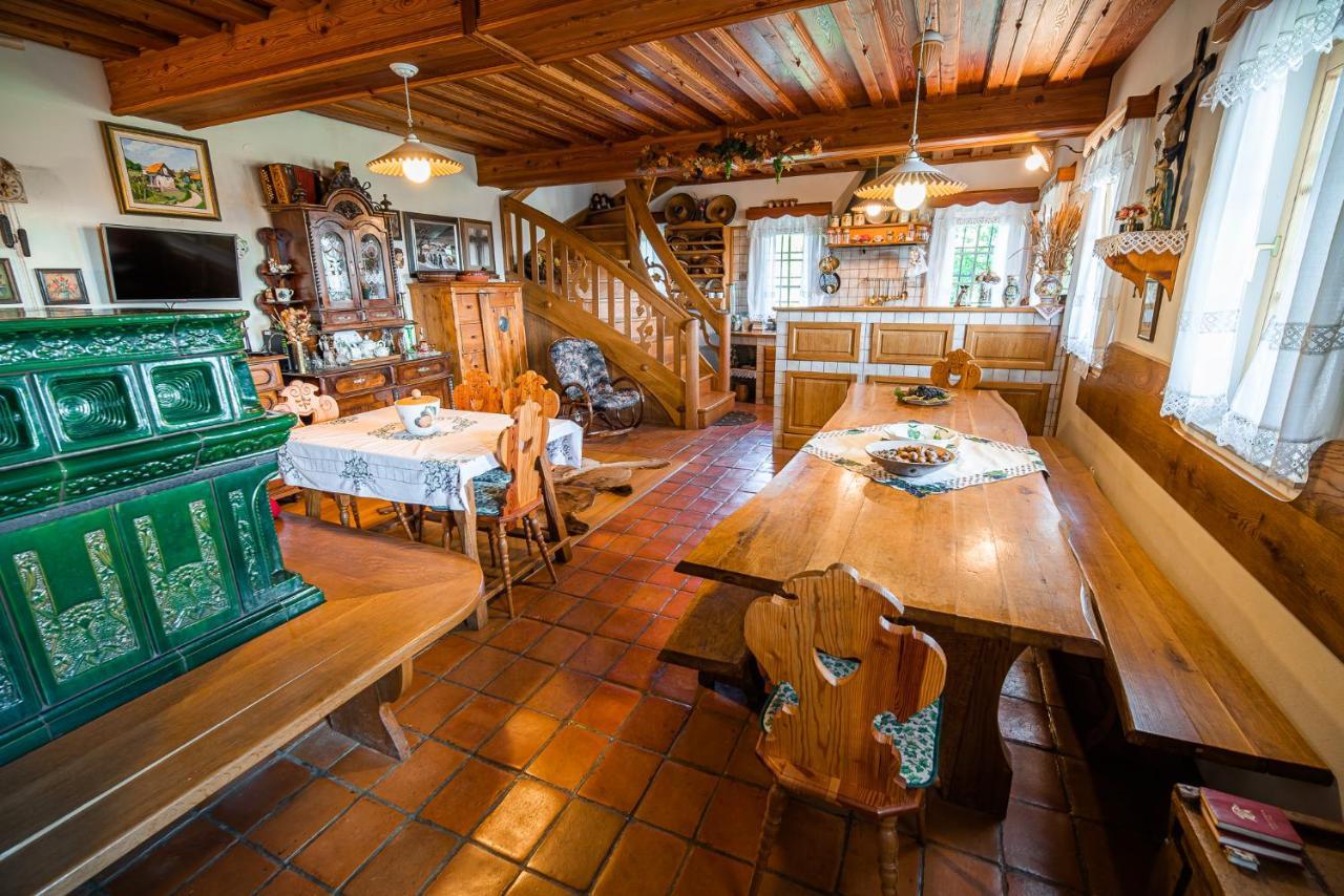Authentic Countryside Villa With Hot Tub Veliki Kamen Esterno foto