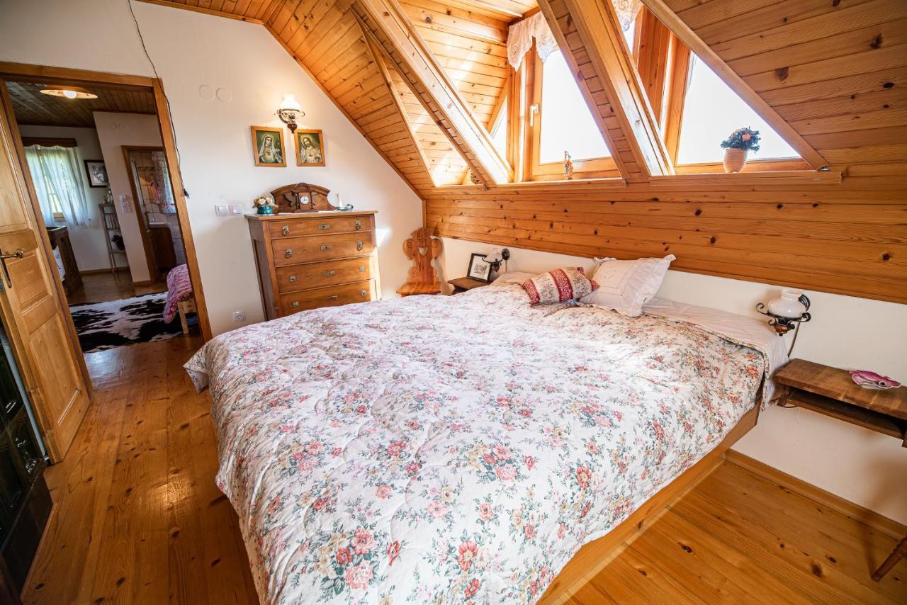Authentic Countryside Villa With Hot Tub Veliki Kamen Esterno foto