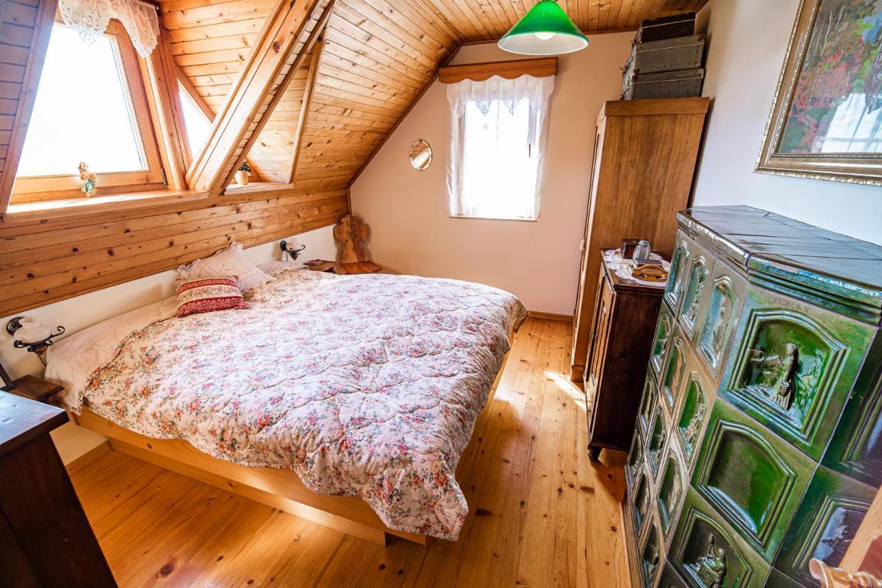 Authentic Countryside Villa With Hot Tub Veliki Kamen Esterno foto
