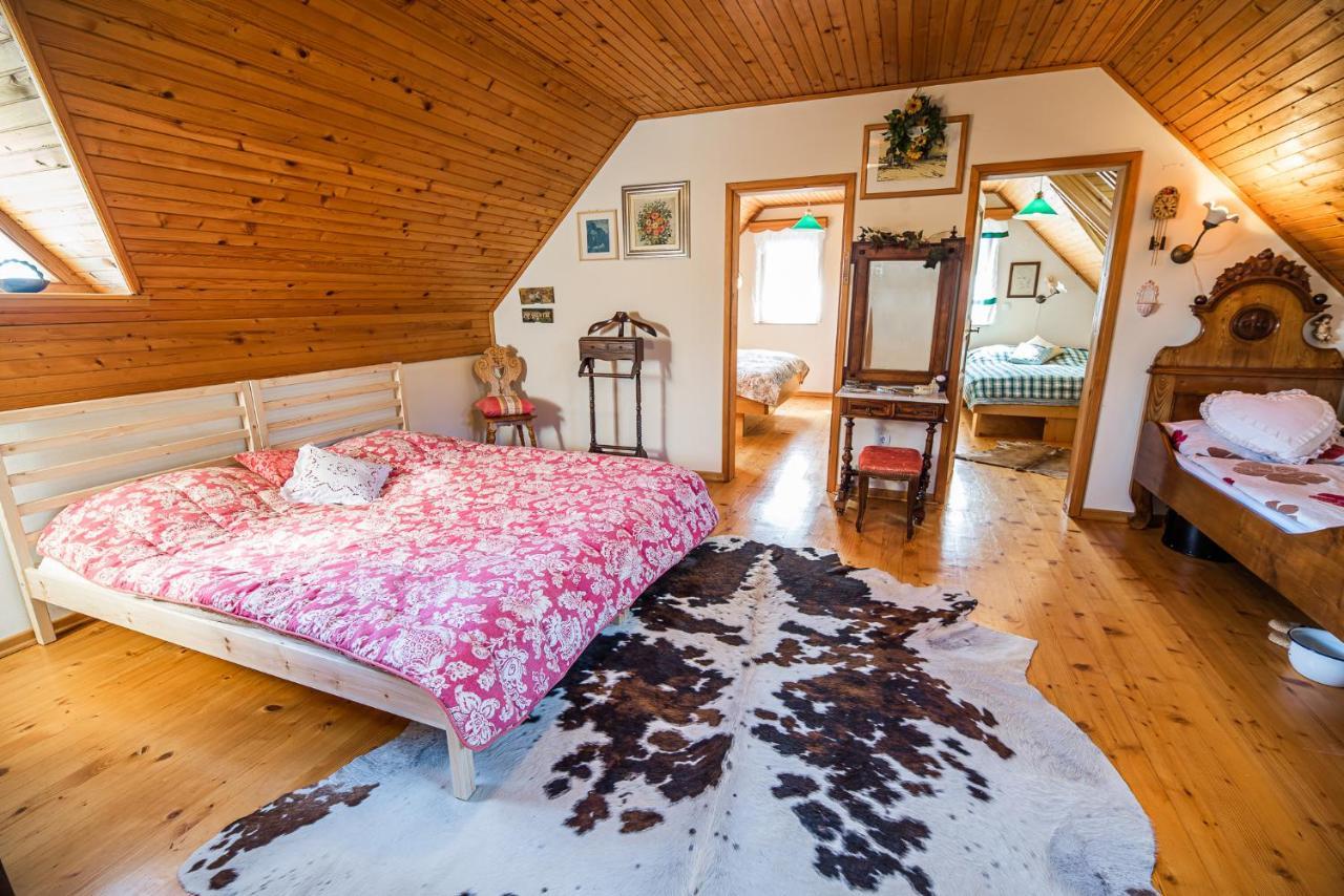 Authentic Countryside Villa With Hot Tub Veliki Kamen Esterno foto