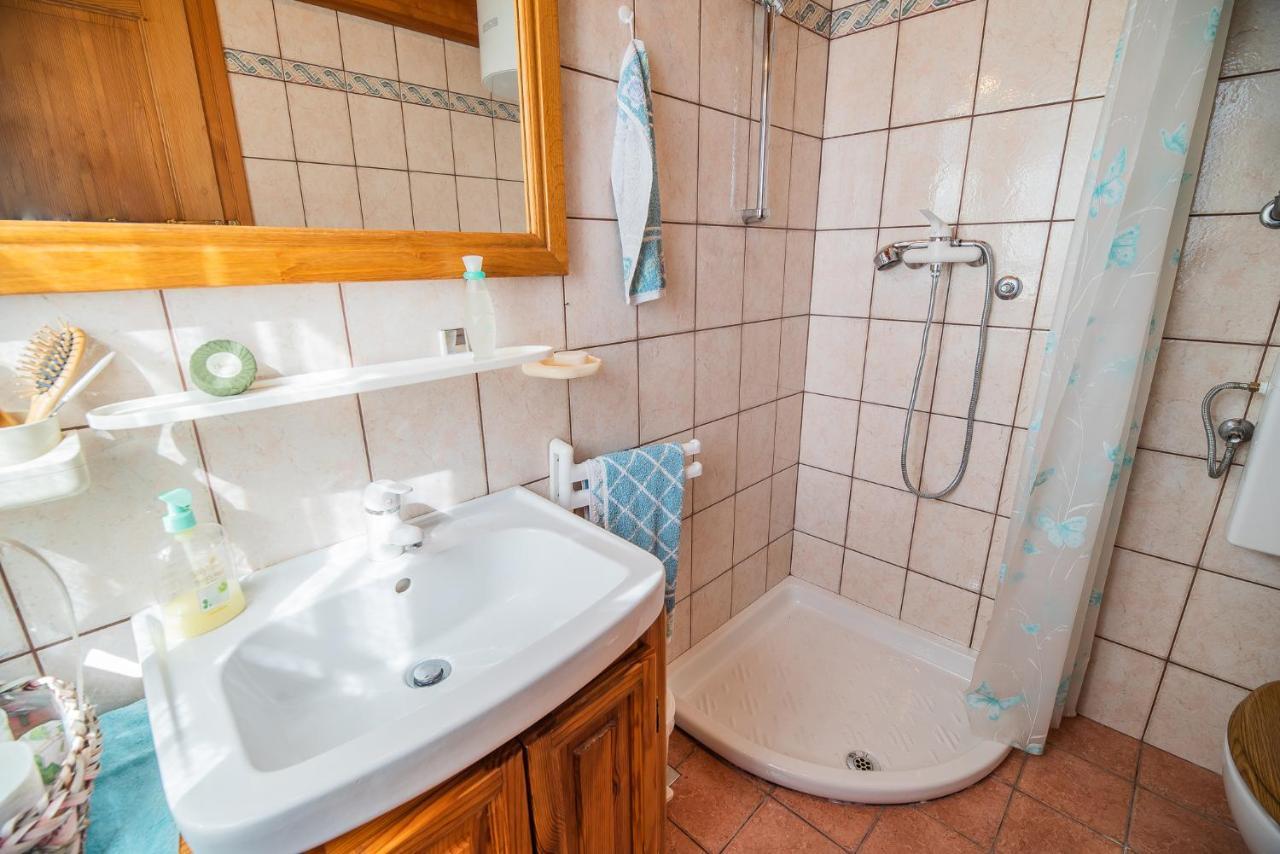 Authentic Countryside Villa With Hot Tub Veliki Kamen Esterno foto