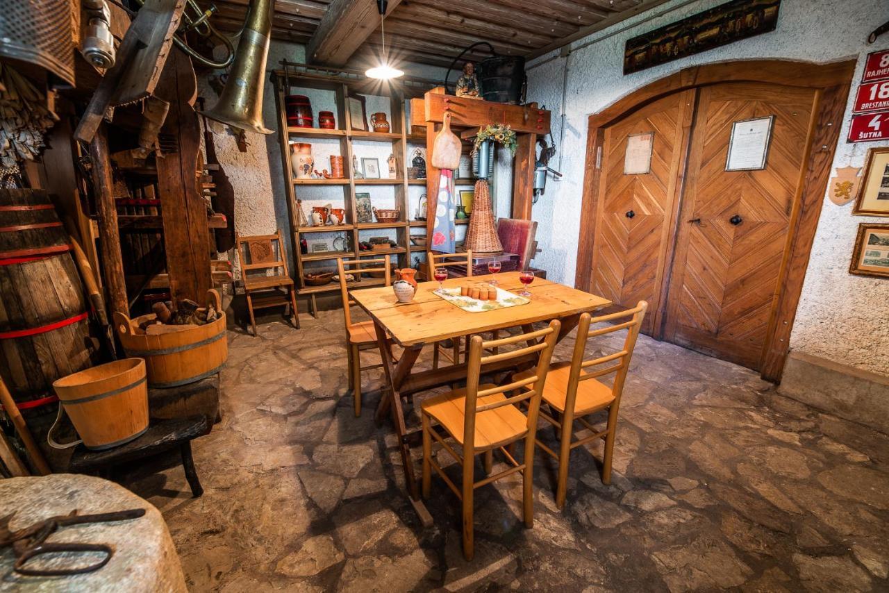 Authentic Countryside Villa With Hot Tub Veliki Kamen Camera foto
