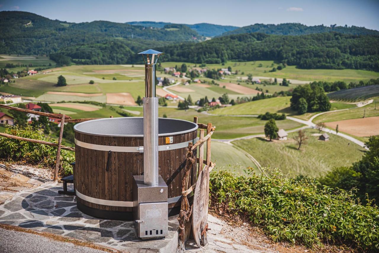 Authentic Countryside Villa With Hot Tub Veliki Kamen Esterno foto