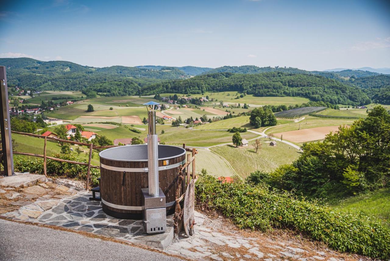 Authentic Countryside Villa With Hot Tub Veliki Kamen Esterno foto