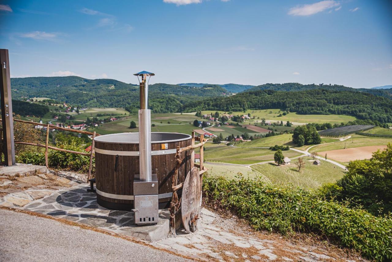 Authentic Countryside Villa With Hot Tub Veliki Kamen Esterno foto